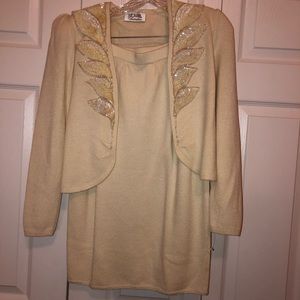 St. John jacket and skirt set size 4